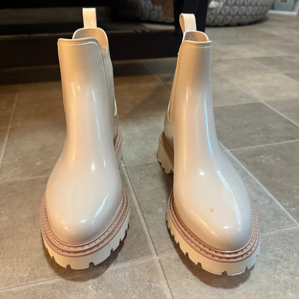 Dolce Vita Stormy Rain Boot - Ivory, Size 9